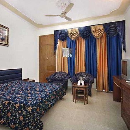 Hotel Mandakini Grand Nowe Delhi Zewnętrze zdjęcie